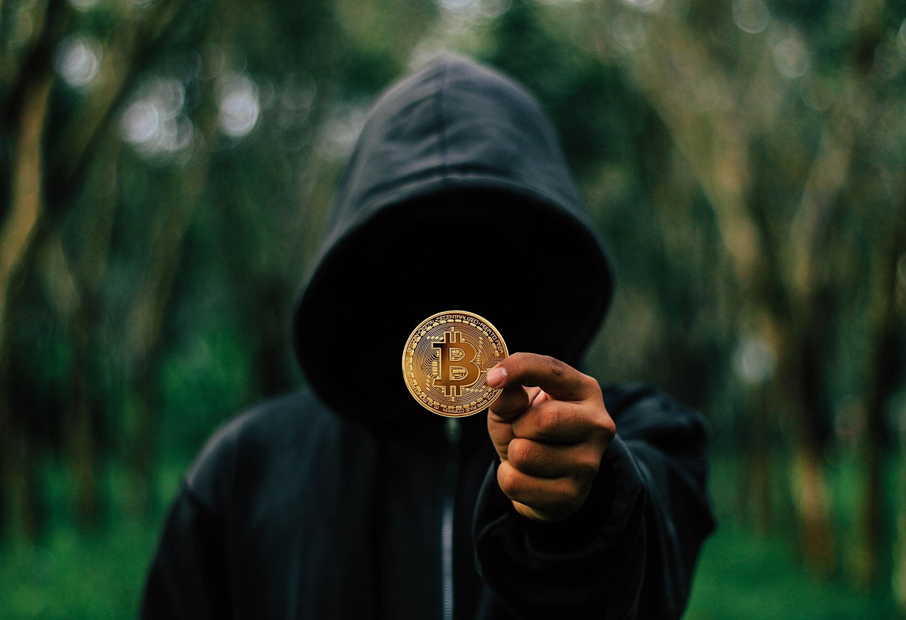 马斯克回归特斯拉、减少DOGE工作！TSLA与狗狗币双双暴涨